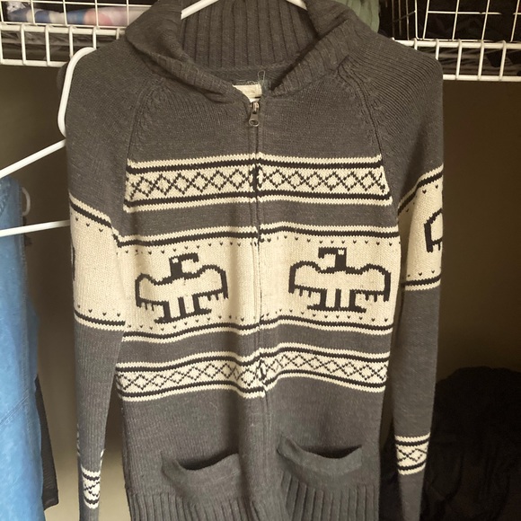 Sweater - Picture 1 of 1